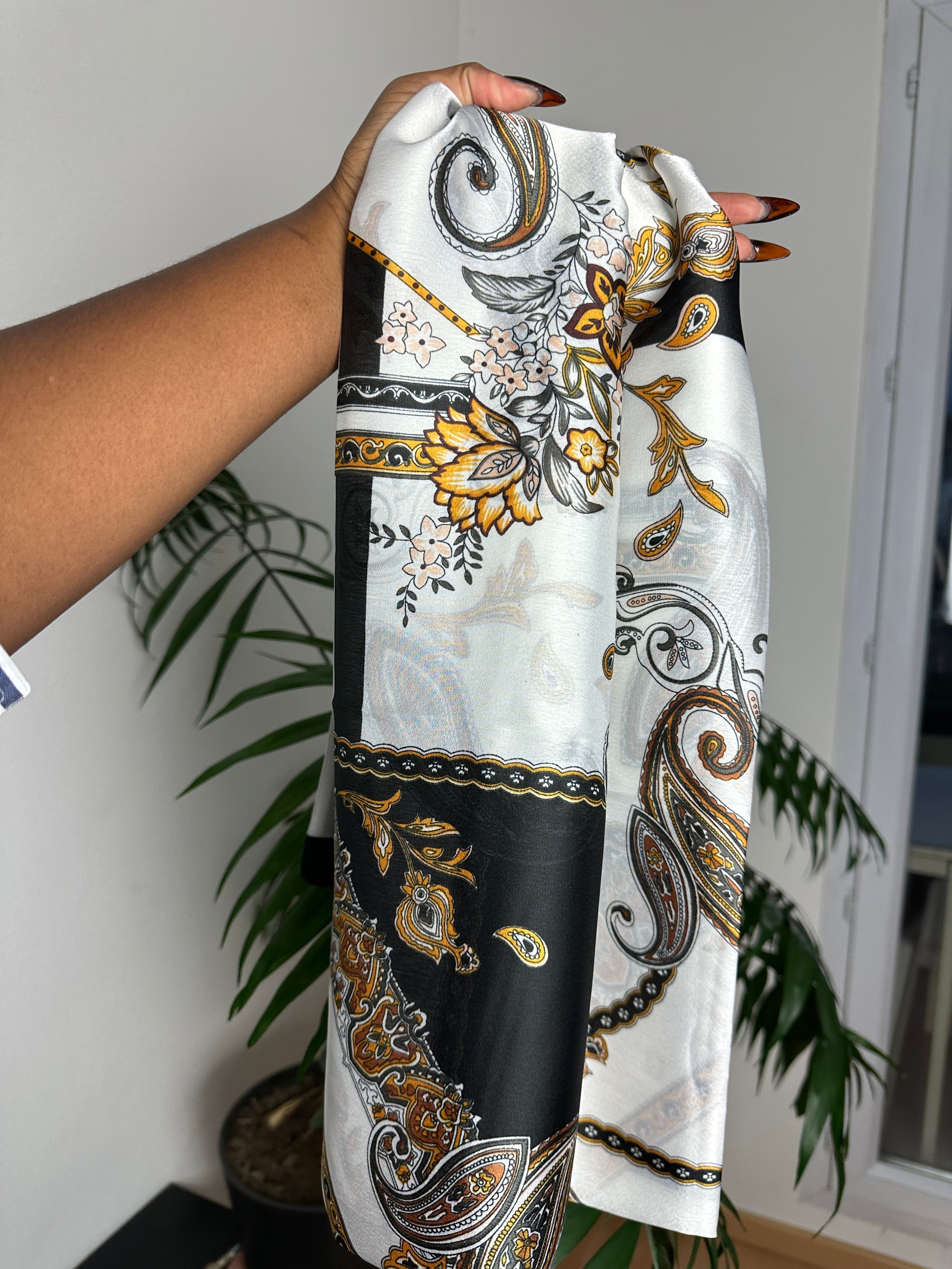Foulard satiné 90x180cm